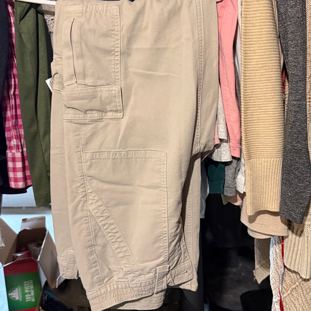 Closet Clean Out - Picture 8 of 10